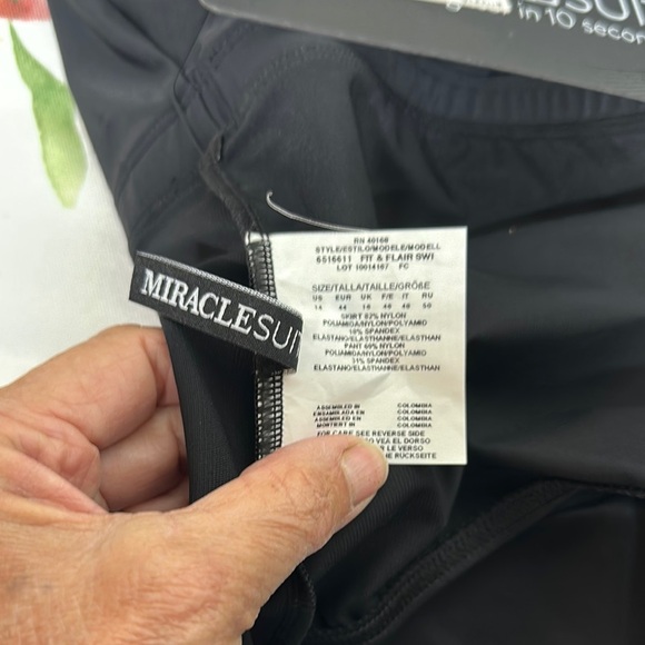 Miraclesuit Black Skorts - Swim Skirt with Elastic Waistband - Picture 5 of 9